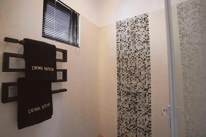 Villa Dewa Seminyak   Seminyak (Bali)